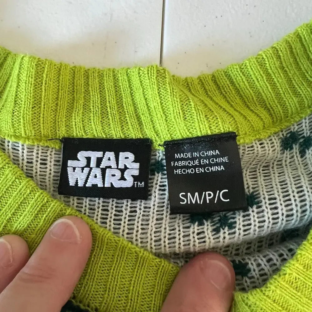 Star Wars Baby Yoda Grogu Joy in the Galaxy Sweater Size Small Men's
